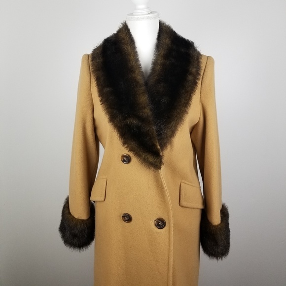 Vintage Luxe Faux Fur Long Coat Made in USA - Picture 5 of 10